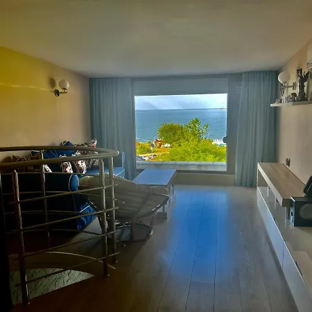 Vista Sul Mare Ii Apartment *
